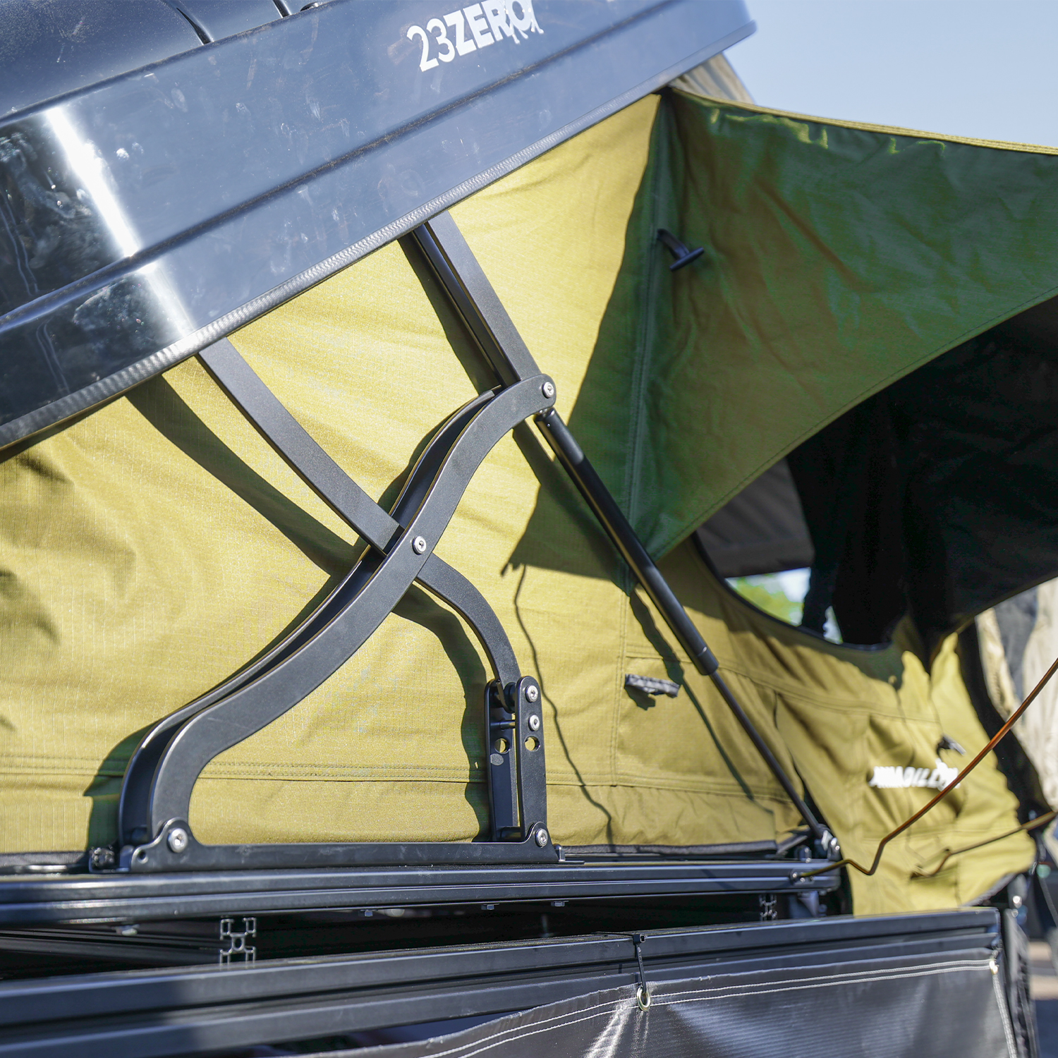 Armadillo X Roof Top Tent 23ZERO Canada